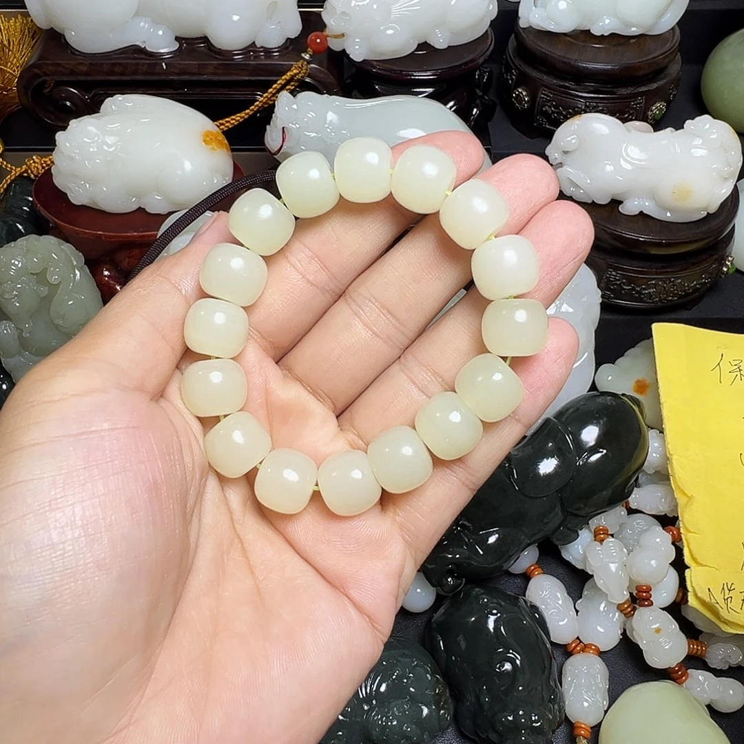 软玉未镶嵌把件天然