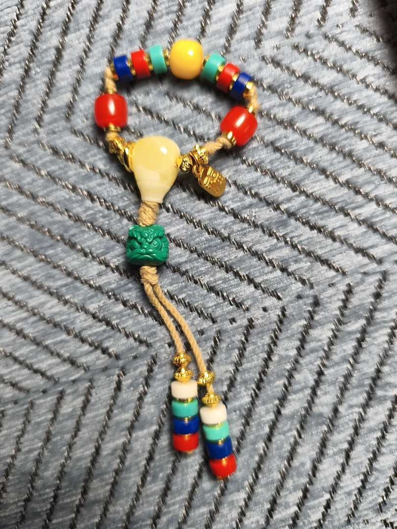 5-8天然蜜蜡三通顶珠玛瑙腰珠（多样性发货）