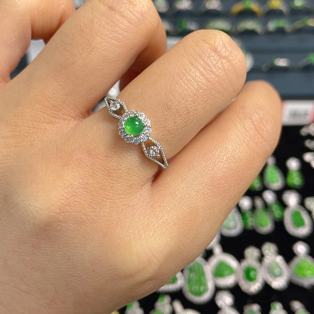 未镶嵌戒指翡翠戒指