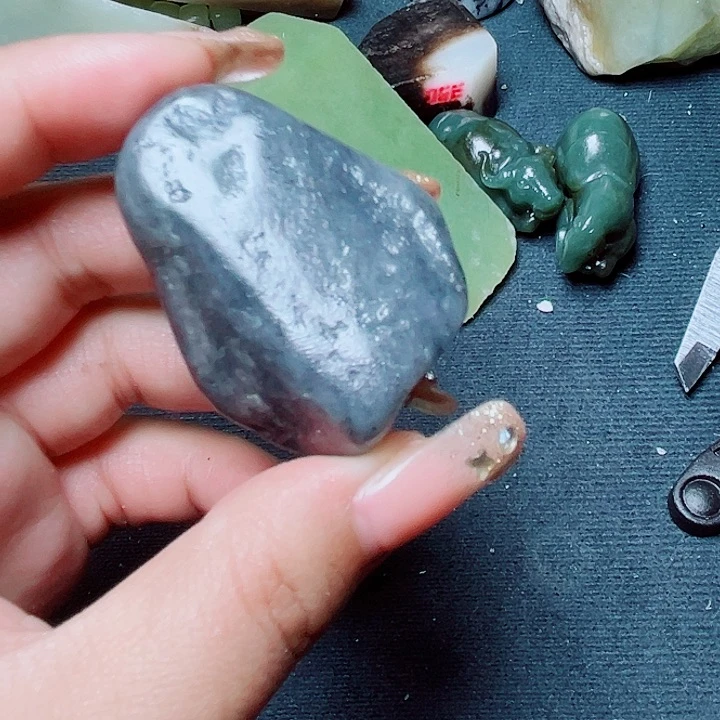 和田玉（糖玉）未镶嵌珠宝奇石