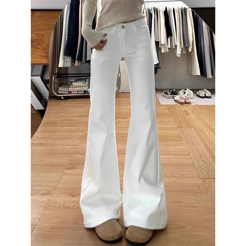 白色不贴腿微喇叭牛仔裤女辣妹低腰弹力显瘦阔腿马蹄裤子A241201