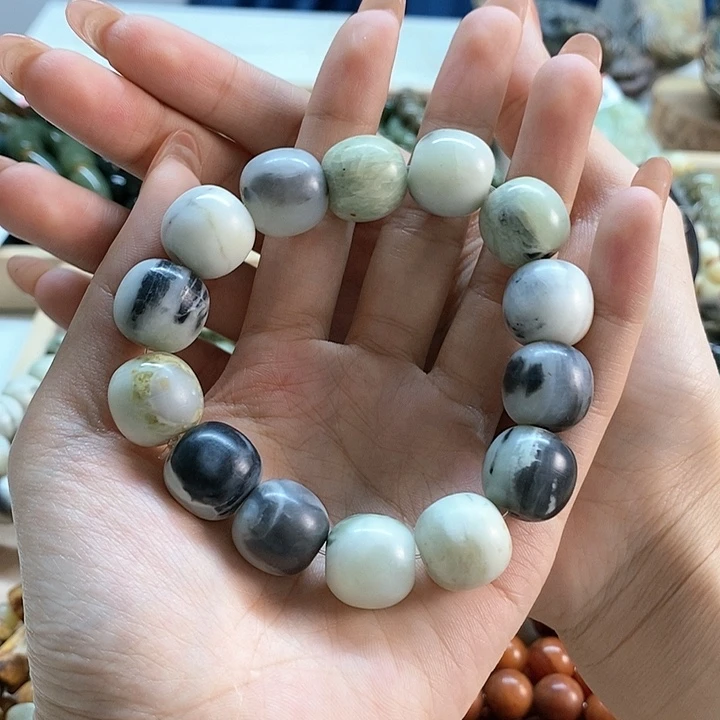 蛇纹石玉手链未镶嵌