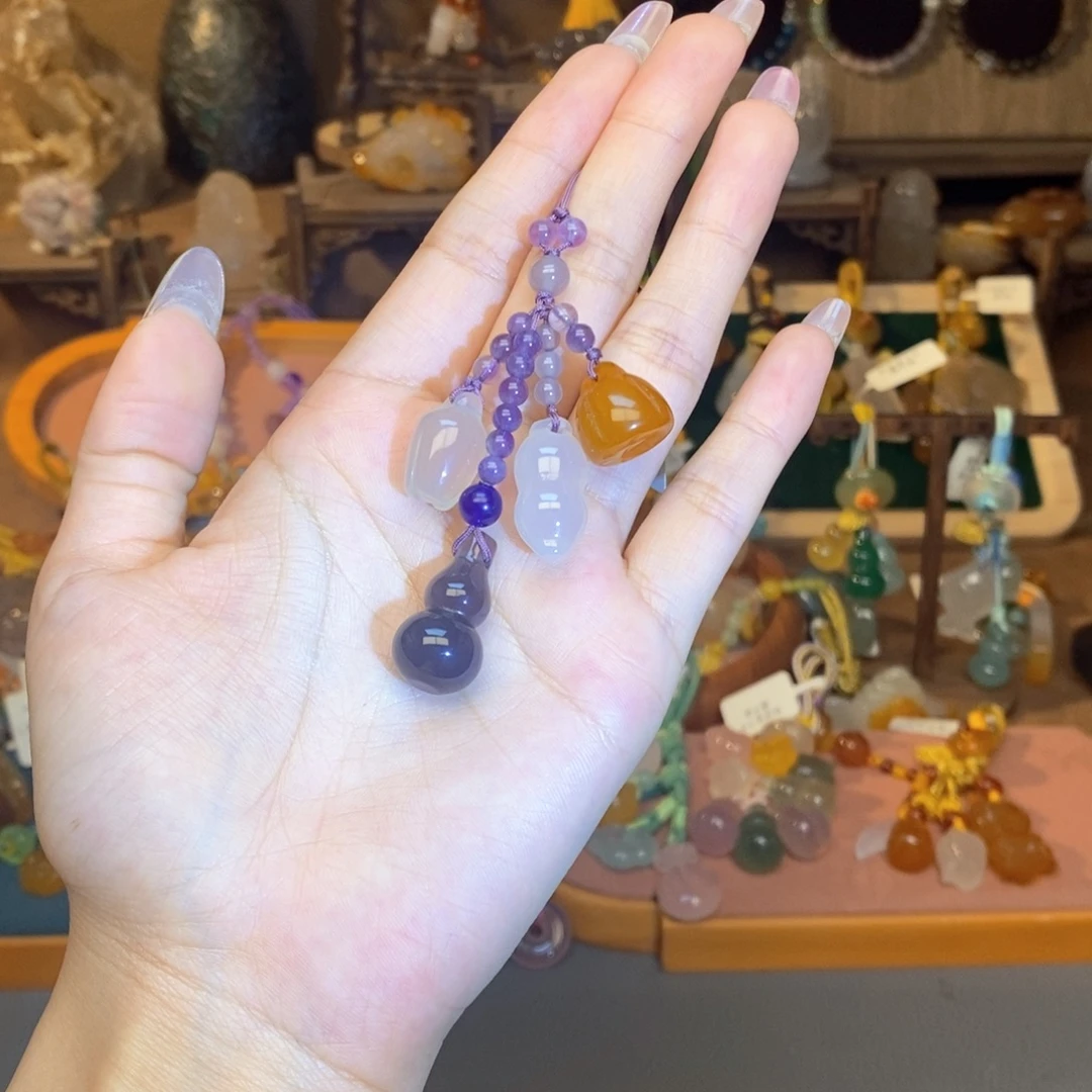 玛瑙/玉髓未镶嵌车挂挂件