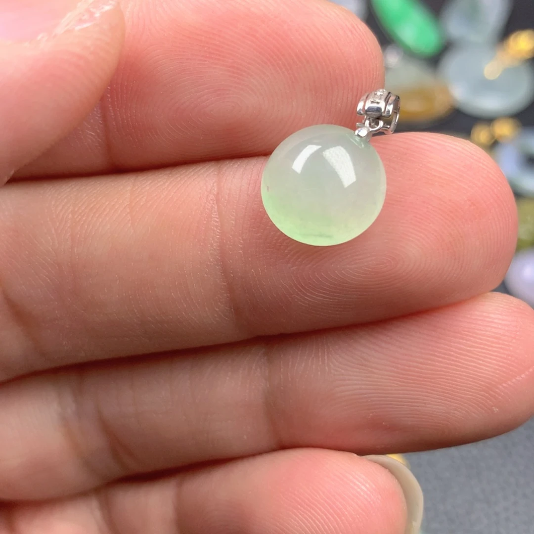 【闪购商品】翡翠18K金镶嵌颈饰翡翠