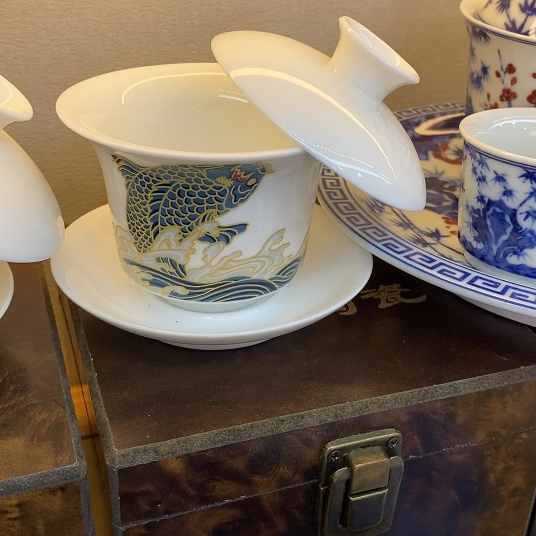 盖碗盖碗茶，盖碗茶，