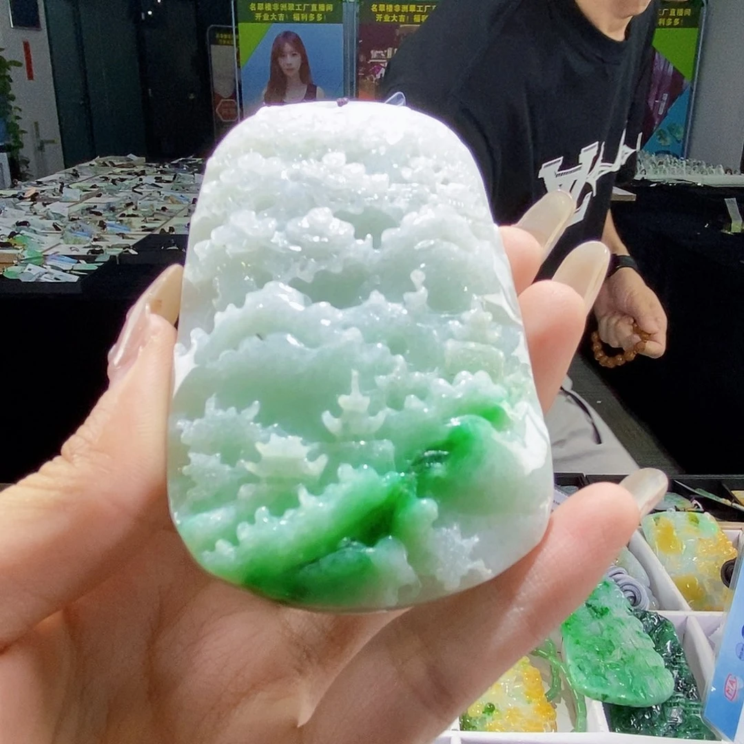 颈饰未镶嵌翡翠翡翠