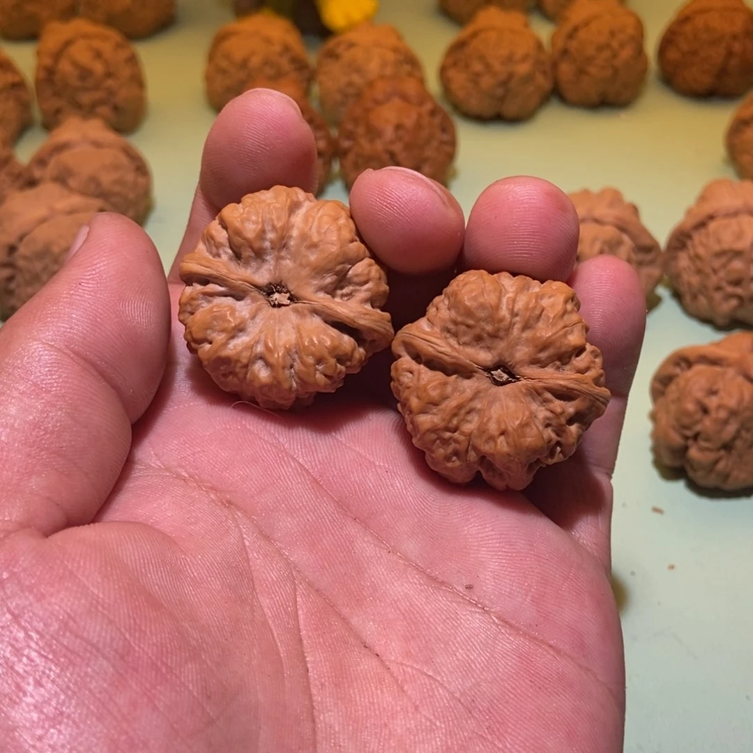 文玩核桃吊坠鹤*蛤蟆头36