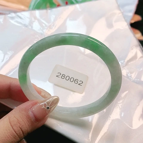 未镶嵌手镯翡翠燦**澯0062