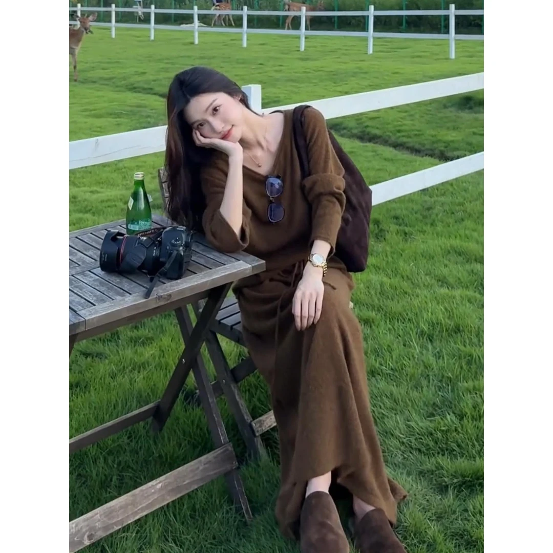 初秋穿搭一整套大码胖mm针织上衣半身裙松弛感慵懒独特好看套装女