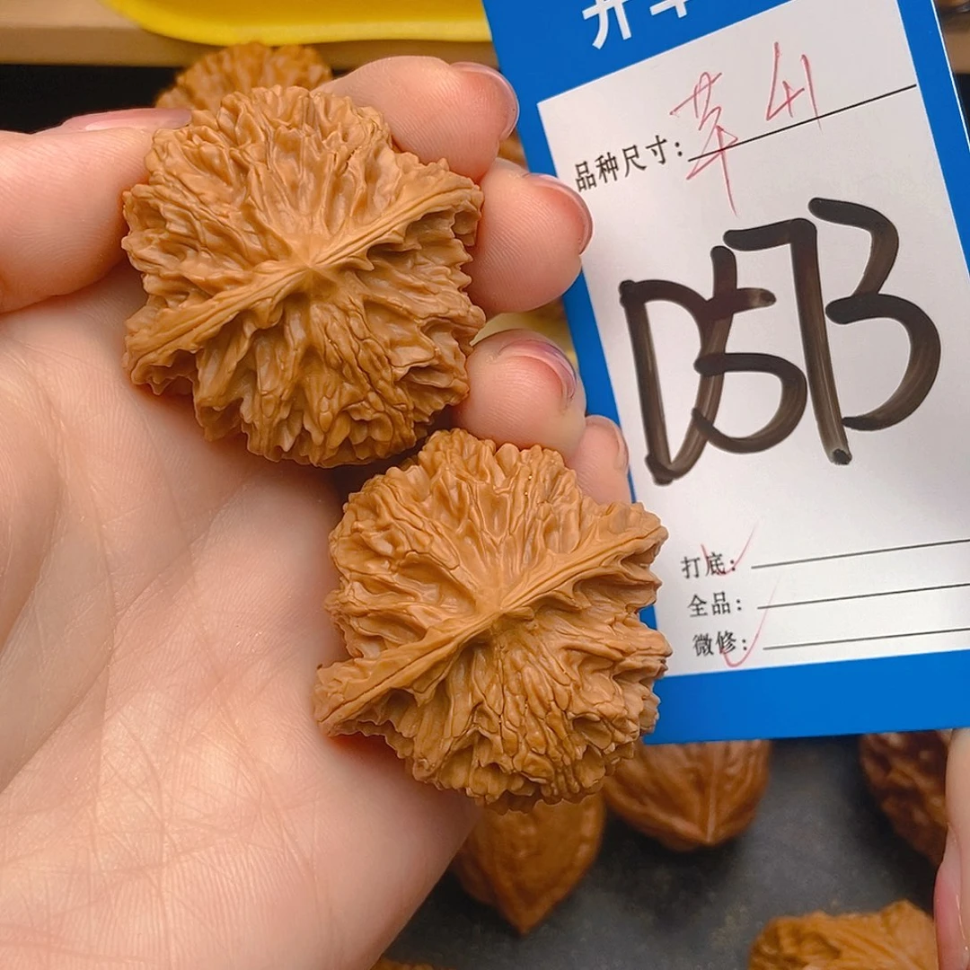 桃核吊坠核桃苹果园狮子头