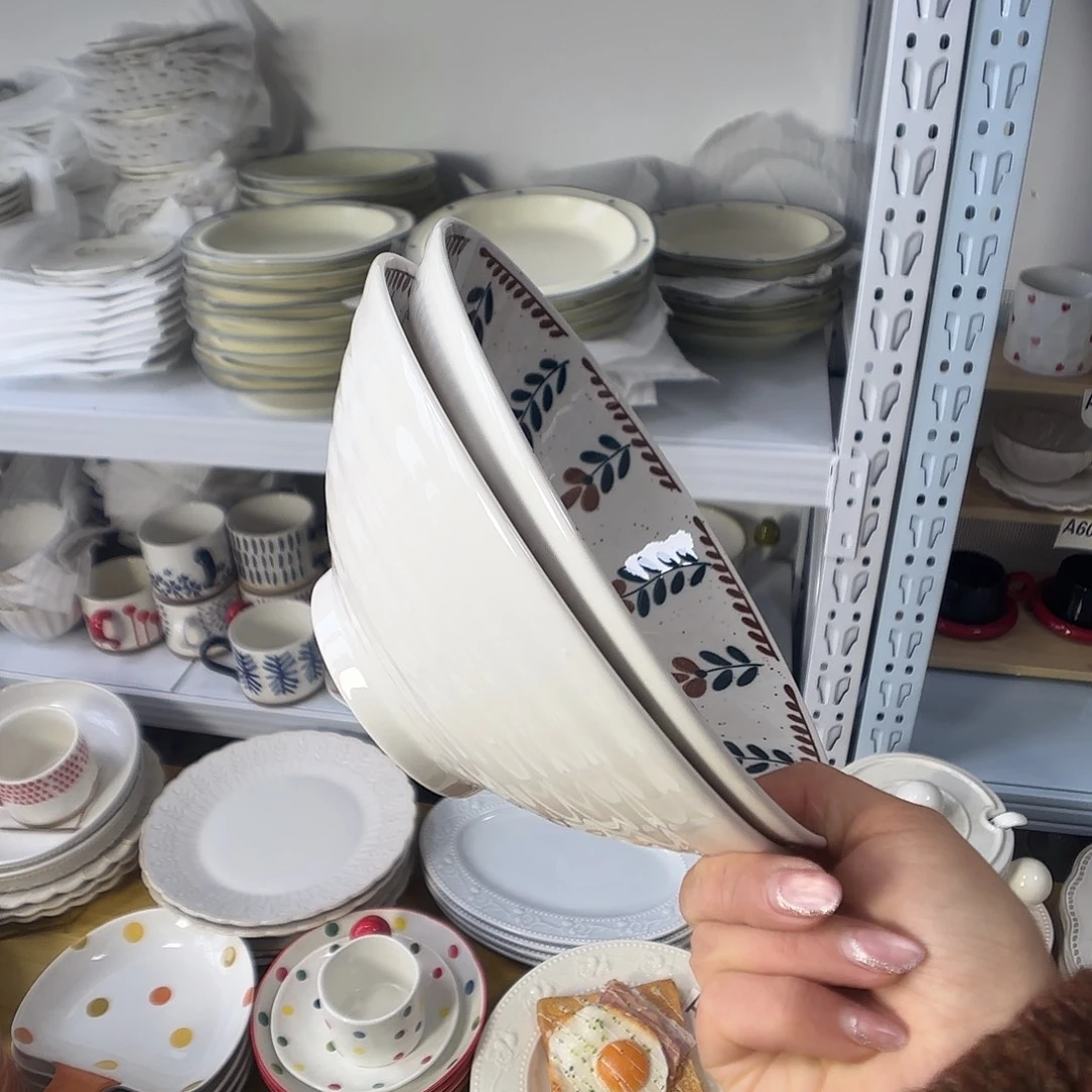 瓷片瑕疵特价陶瓷面碗