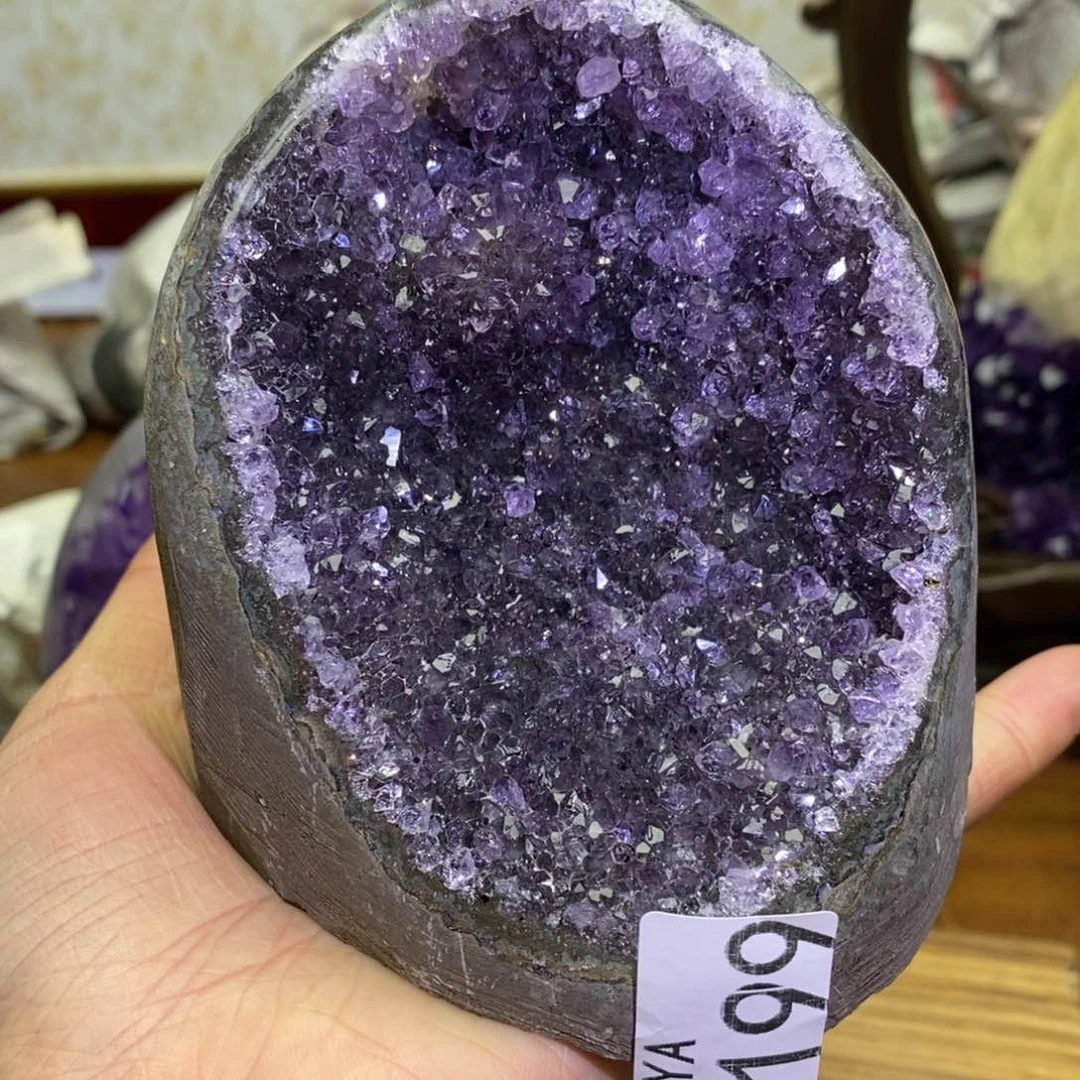 水晶大型摆件（非配饰）未镶嵌