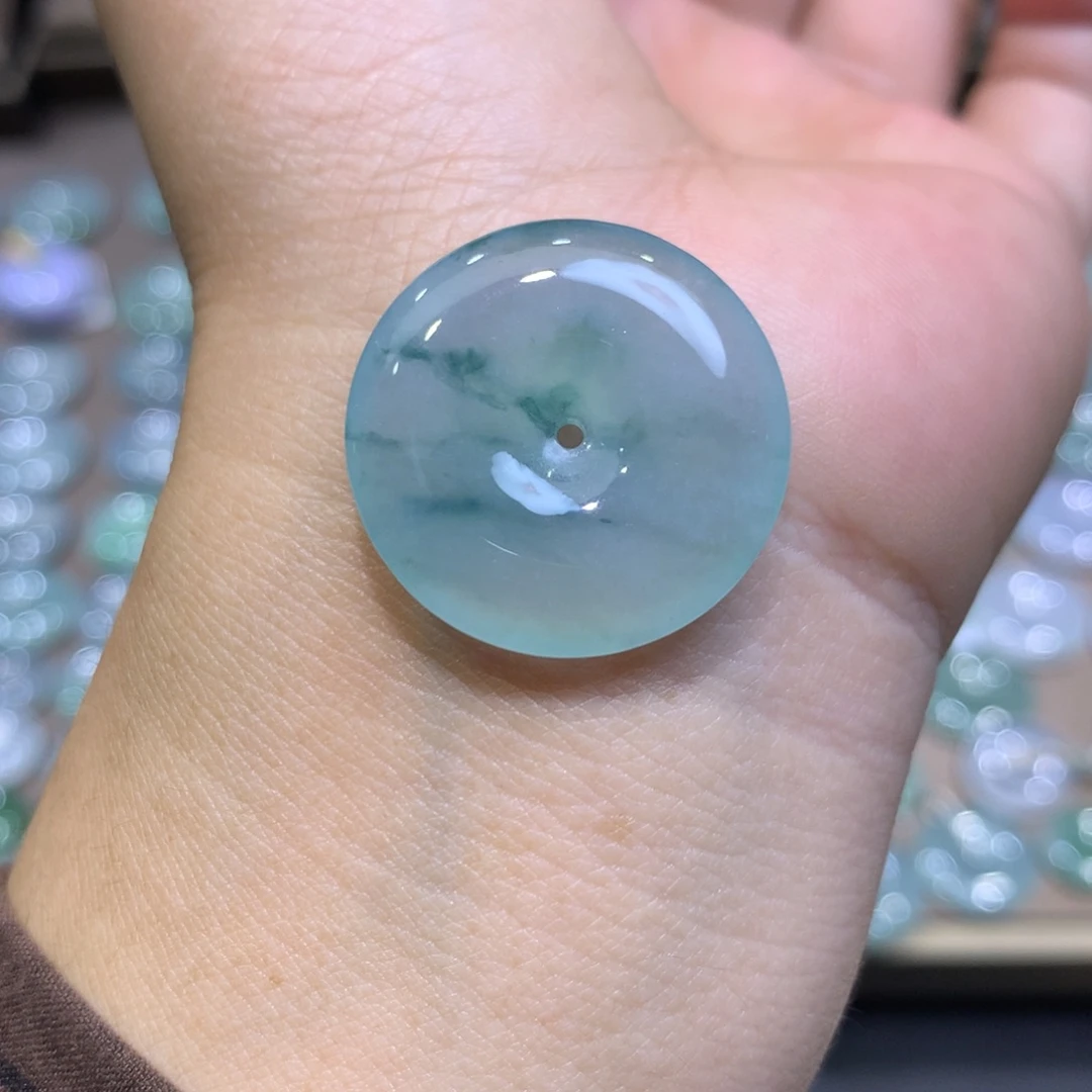 翡翠未镶嵌颈饰平安扣24.4*5.4