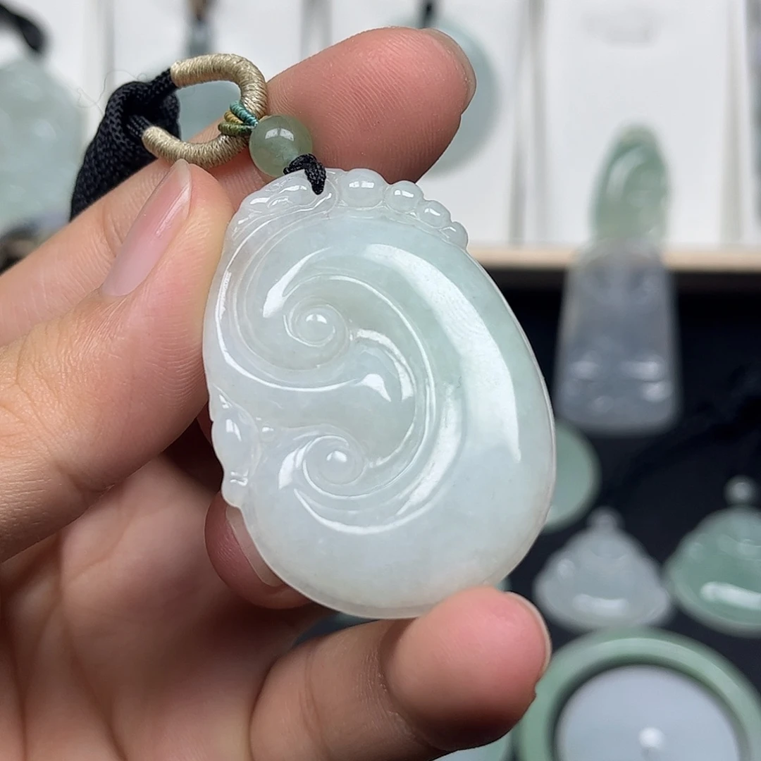 翡翠未镶嵌颈饰缅甸翡翠