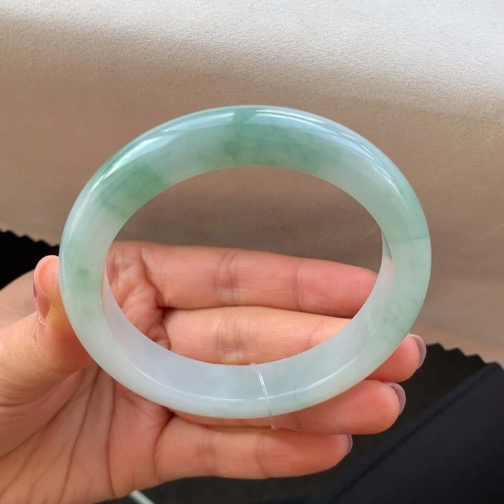 翡翠手镯未镶嵌翡翠手镯57