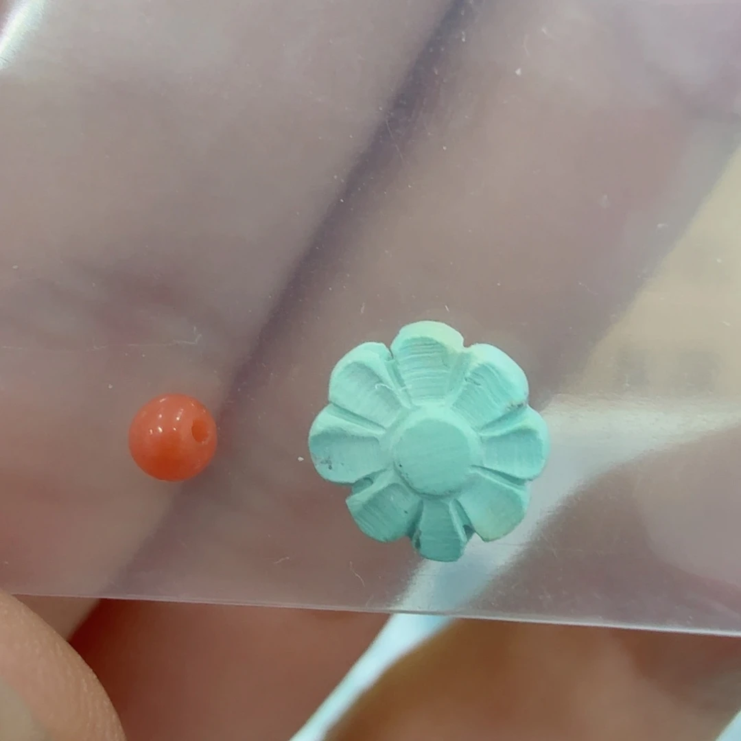 南红玛瑙配饰未镶嵌