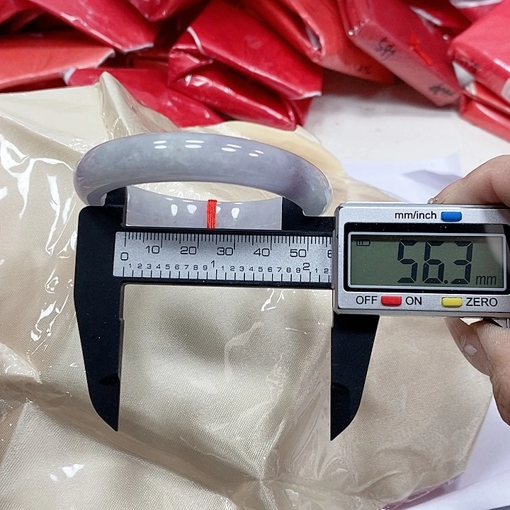 翡翠手镯未镶嵌36，。