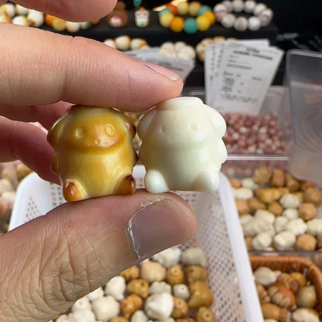 菩提根/象牙果吊坠瑕疵布丁狗3颗