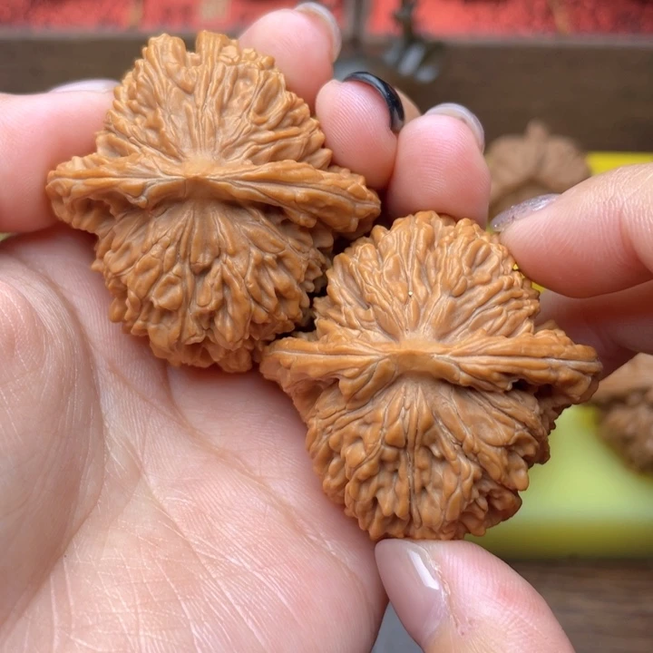 吊坠桃核42楼子 416