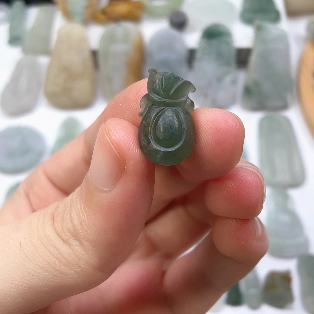 定制翡翠未镶嵌钱袋子