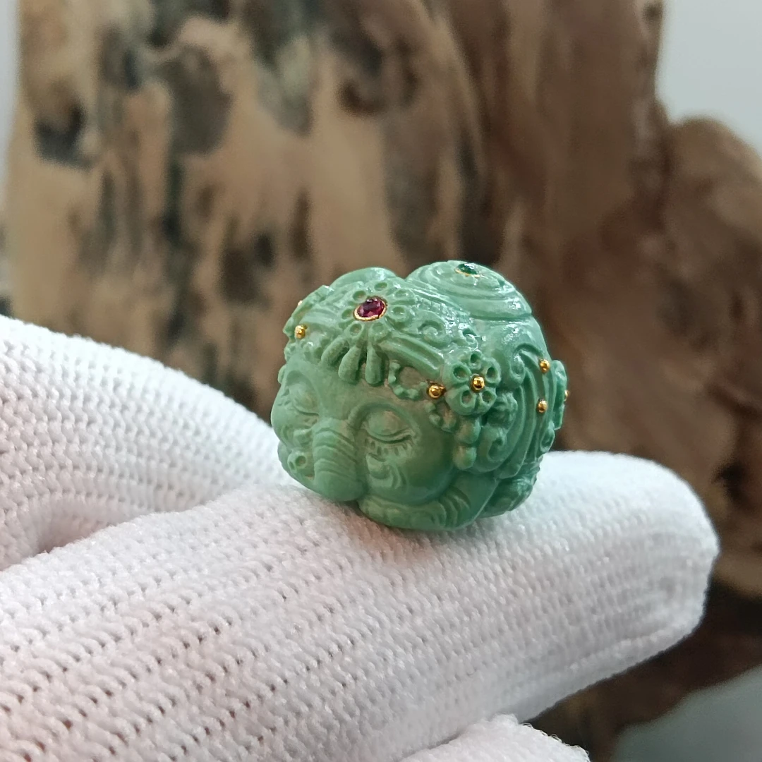 原矿绿松石高瓷精雕喜象