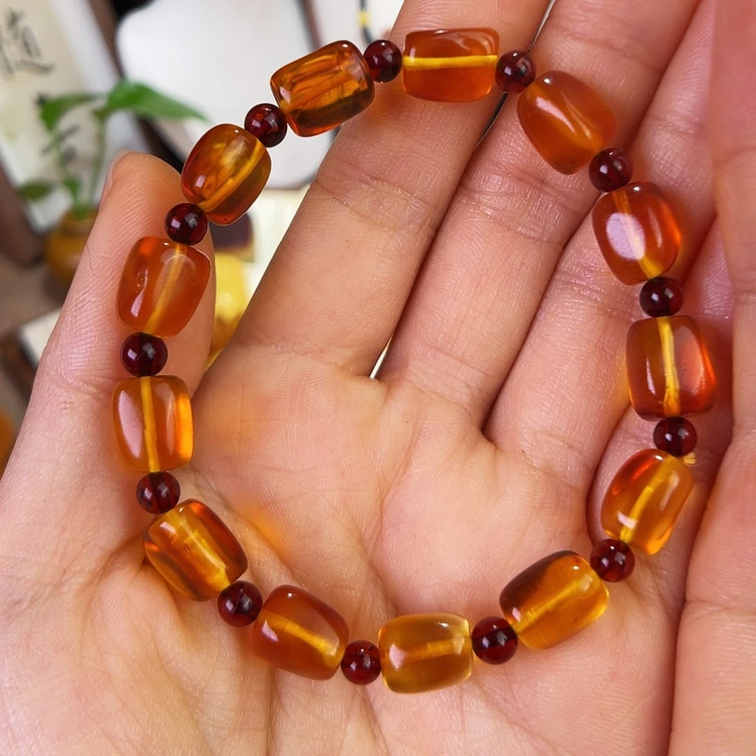 琥珀珠宝奇石未镶嵌，