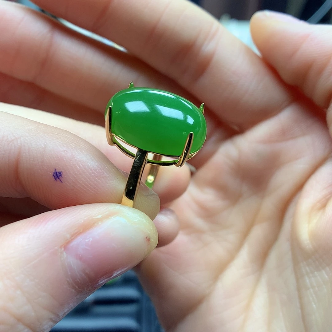 和田玉（碧玉）戒指18K金镶嵌12×16
