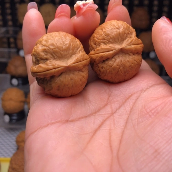 橄榄核吊坠37粗筋钢蛋