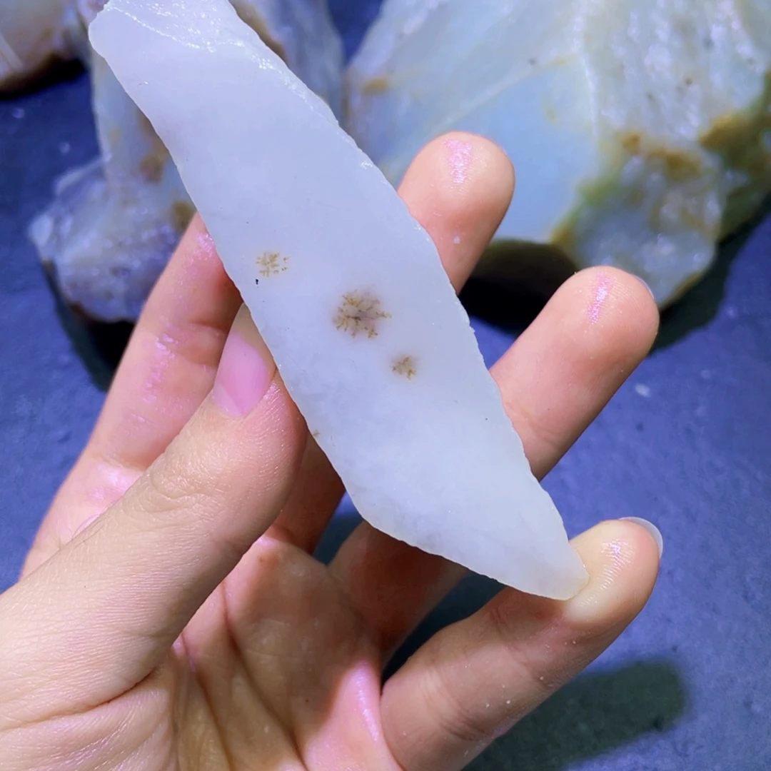 和田玉未镶嵌珠宝半成品