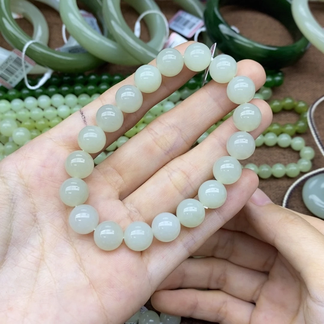 手串未镶嵌和田玉大***包卡10