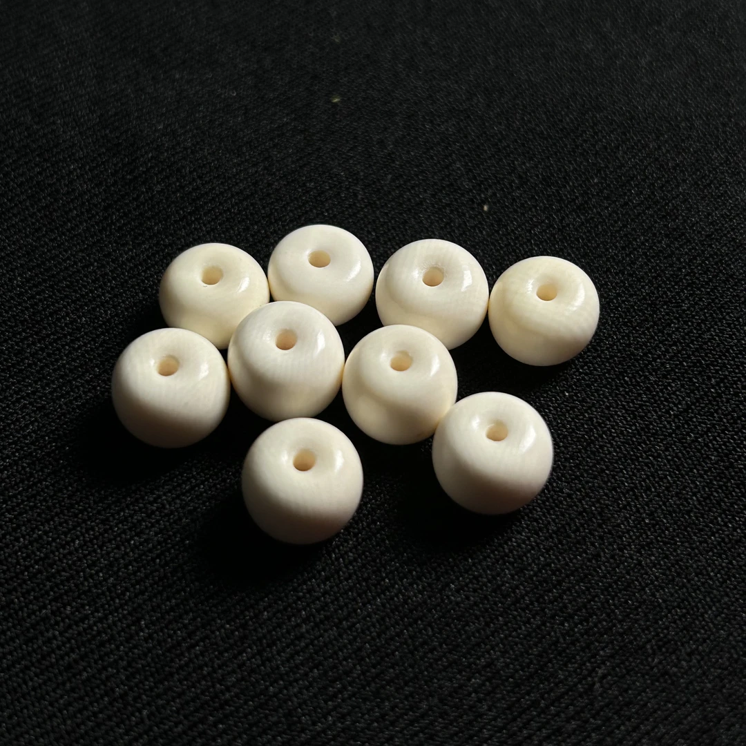 P193 只做天然猛犸象牙 墩子 约直径10+mm