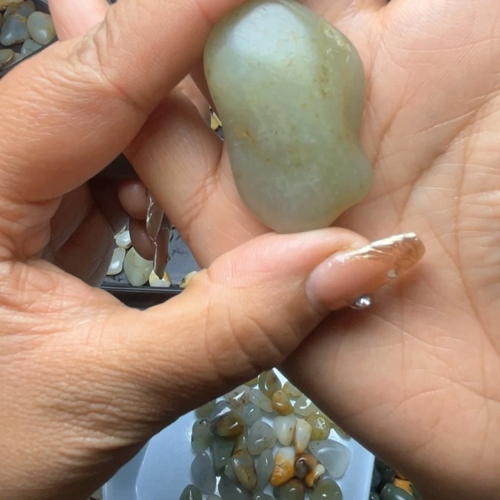 和田玉（青玉）未镶嵌珠宝半成品