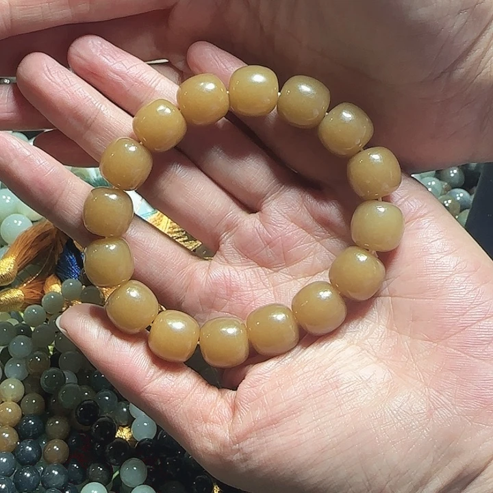 和田玉未镶嵌手链