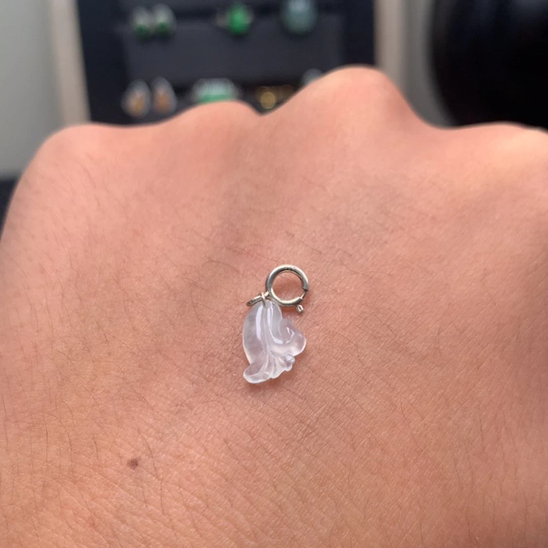 颈饰未镶嵌翡翠天然