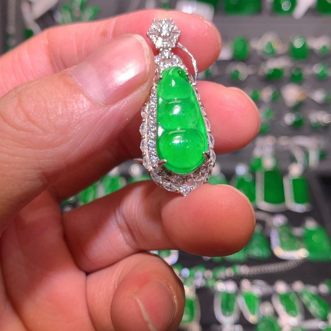 翡翠未镶嵌吊坠(不含链)天然翡翠