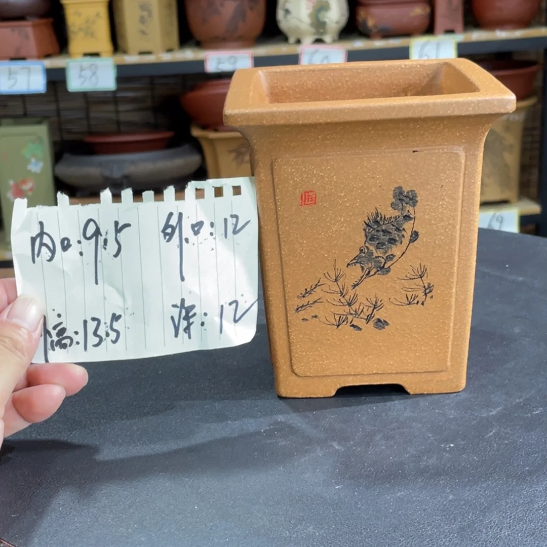 紫砂花盆紫砂花盆在这里