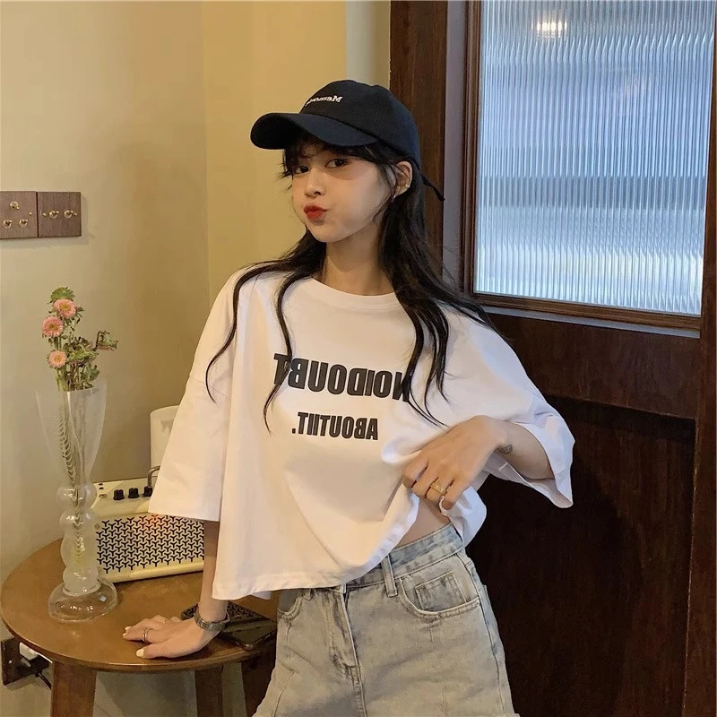 白色正肩短袖T恤女夏季2025新款韩版小个子宽松显瘦露脐短款上衣