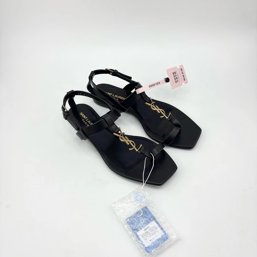 未使用 YSL/圣罗兰 37.5码/时尚ysl金属标平底凉鞋/TT0615