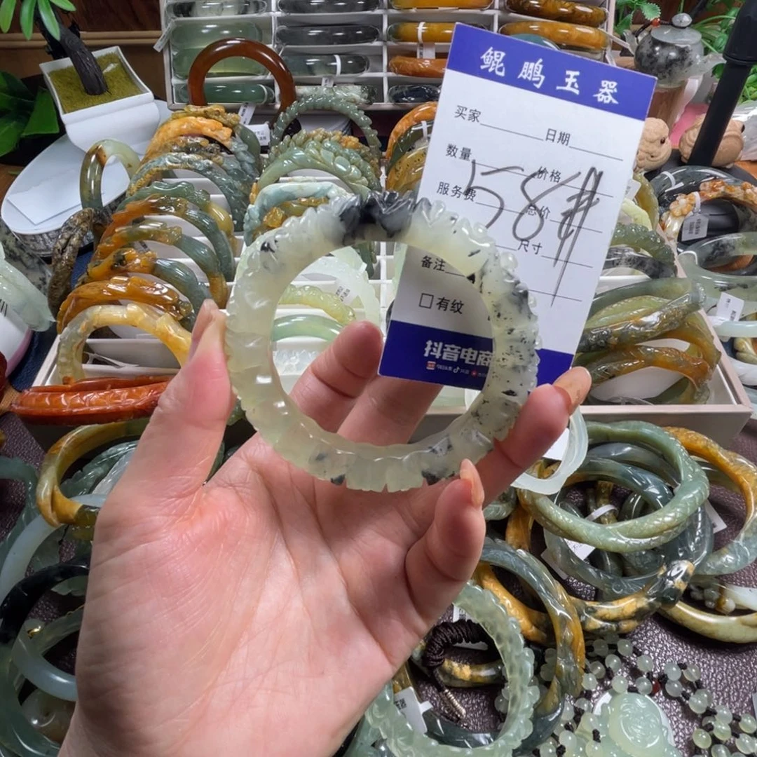 未镶嵌蛇纹石玉手镯