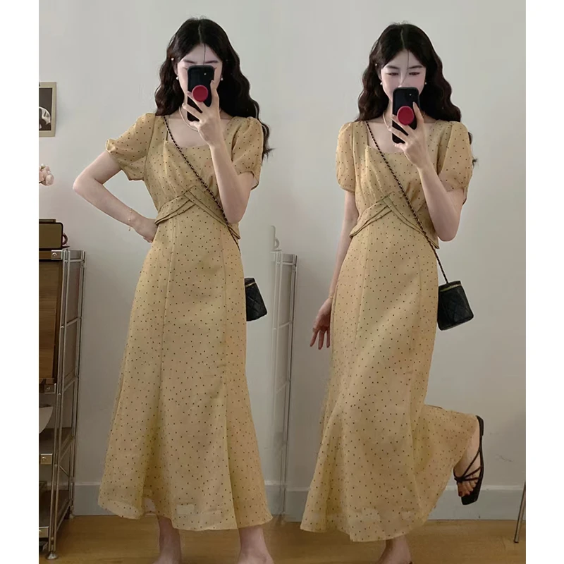 2025夏季大码女装新款时尚法式波点方领短袖气质收腰长款连衣裙