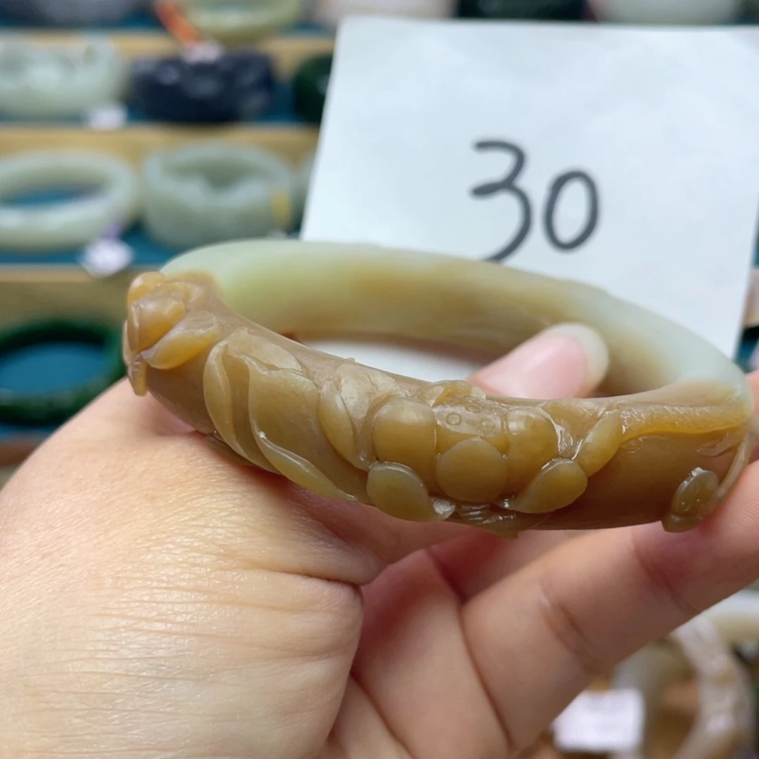 未镶嵌手镯和田玉圈口57