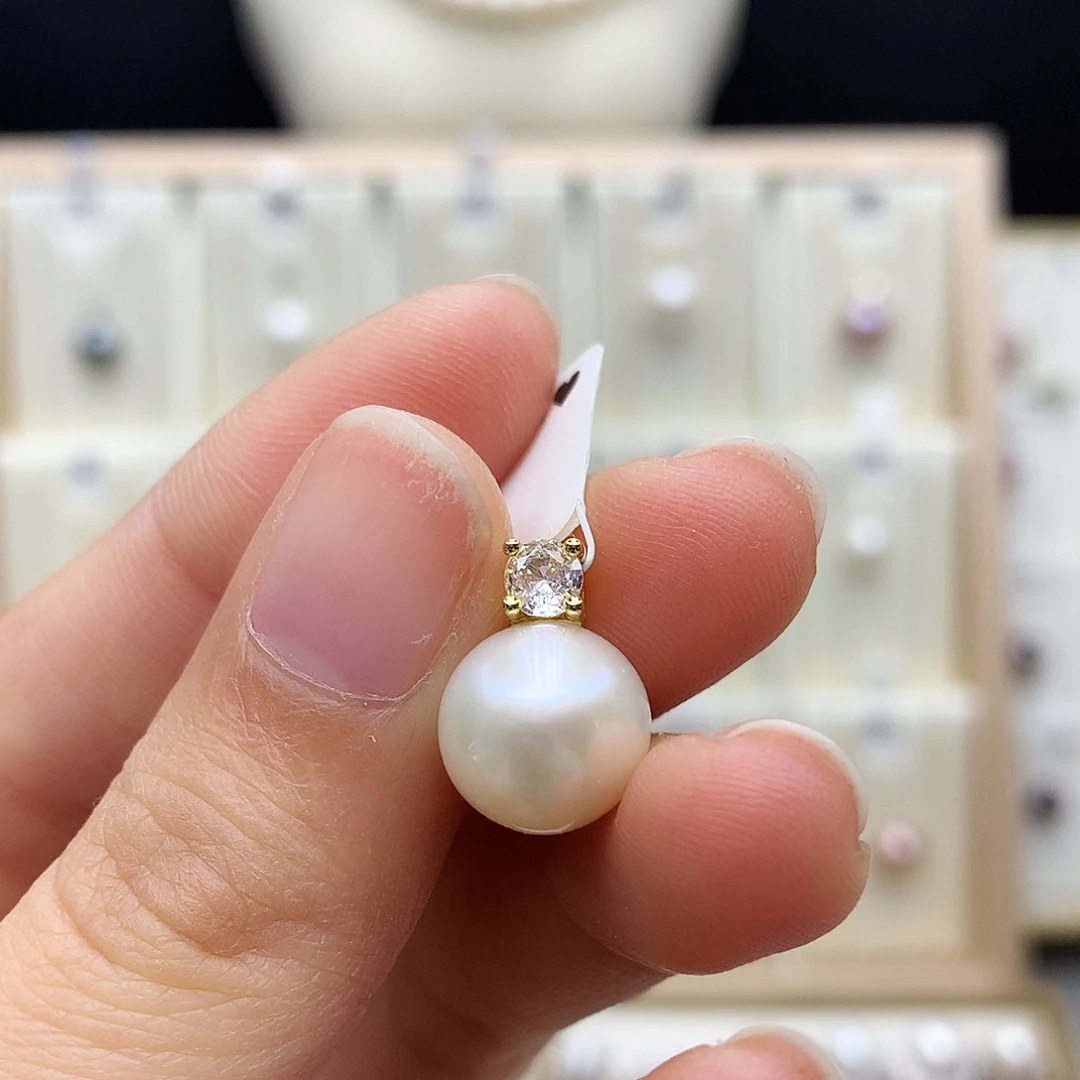 合金淡水珍珠颈饰