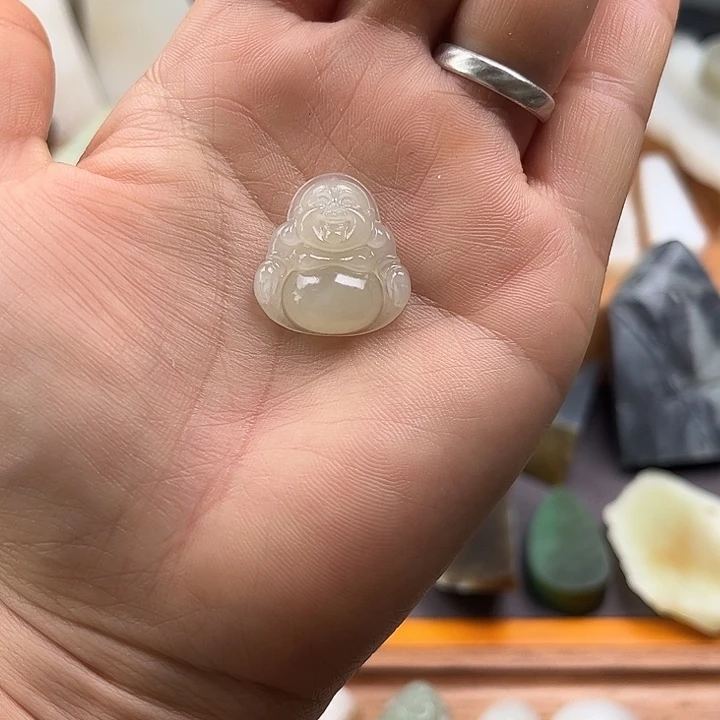 和田玉未镶嵌挂件