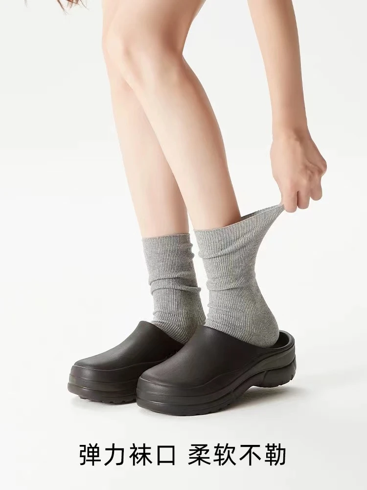 双针细条纹女中筒袜