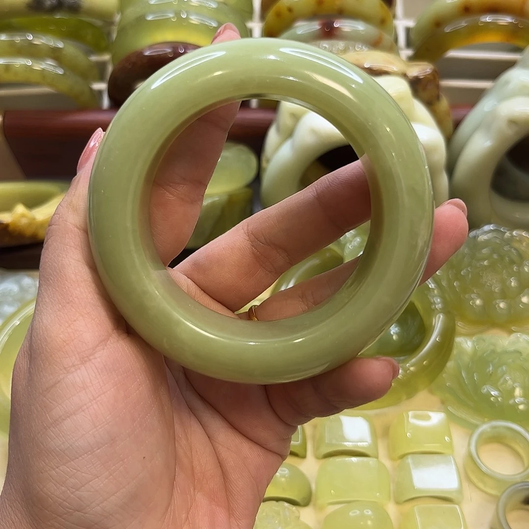 蛇纹石玉未镶嵌手镯4号55.8