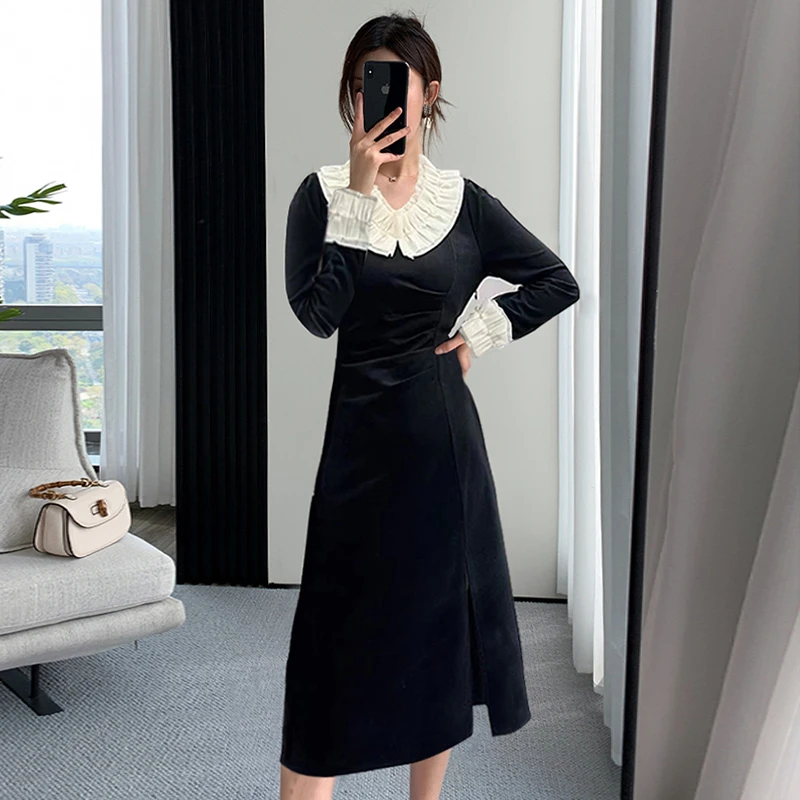 赫本风气质黑色2024秋款连衣裙高级拼接木耳边女裙A8111