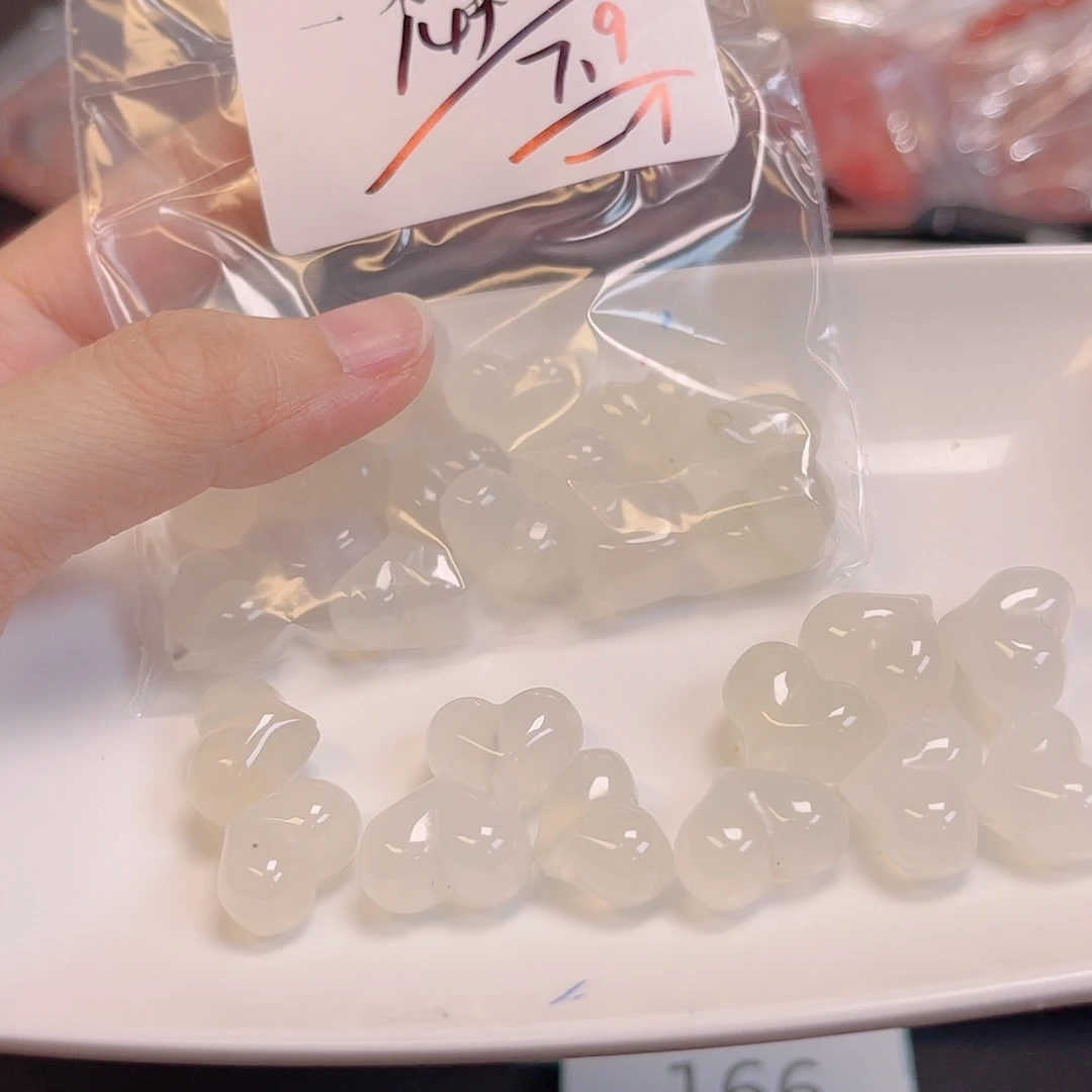 未镶嵌玛瑙/玉髓珠宝奇石163 。