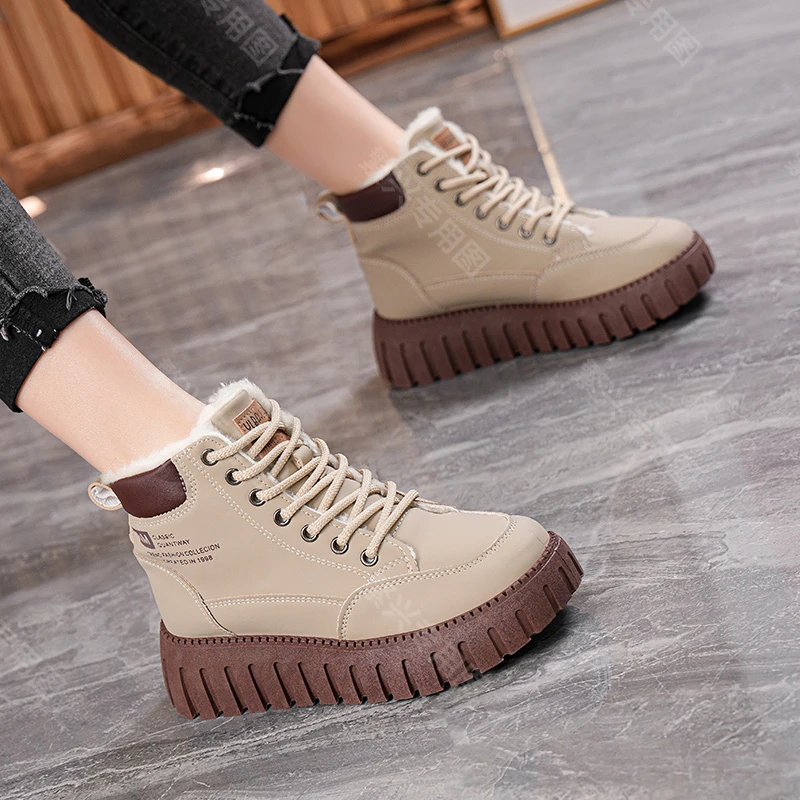 欧伦啄木鸟马丁靴女新款厚底雪地靴冬季加绒加厚东北保暖休闲棉鞋