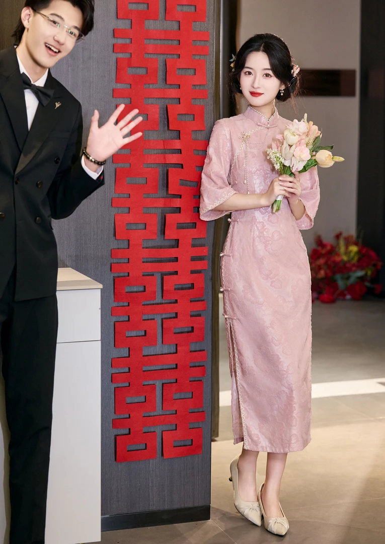 织月【馆馆倾心】新中式秋季订婚粉旗袍气质长款日常婚服衣长120cm