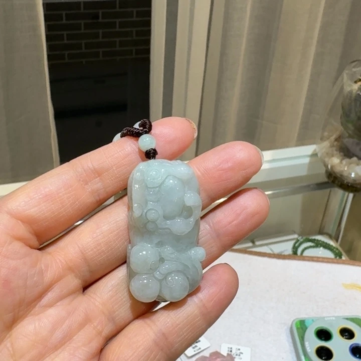 翡翠颈饰未镶嵌翡翠貔貅挂饰